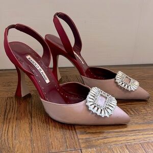 Manila Blahnik like sling back